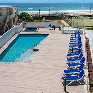 Aparthotel Breakers North Absolute Beachfront - Official